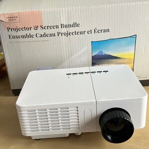 projector and screen mini LED common craft 600 lumens